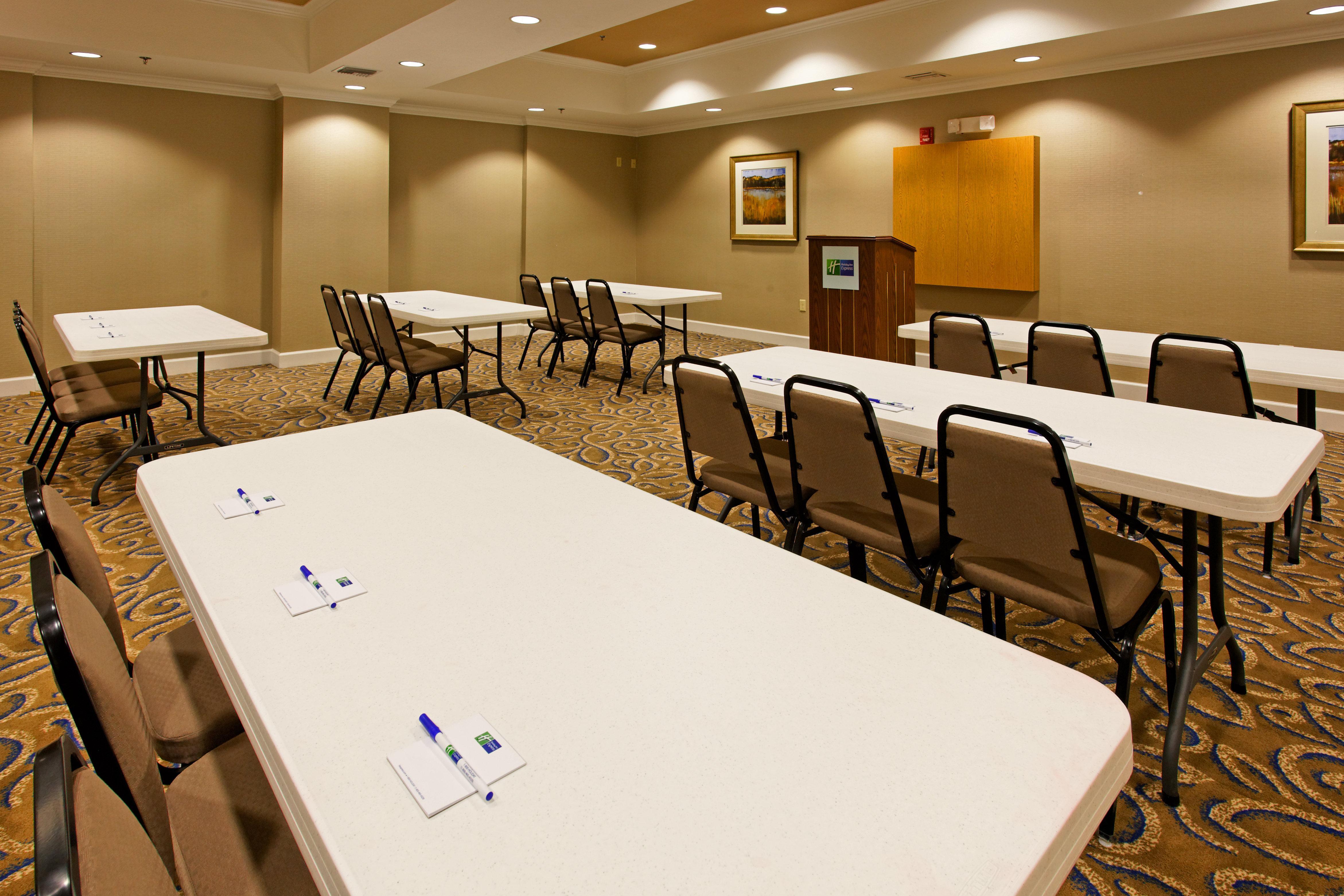 Holiday Inn Express - Andalusia By Ihg מראה חיצוני תמונה