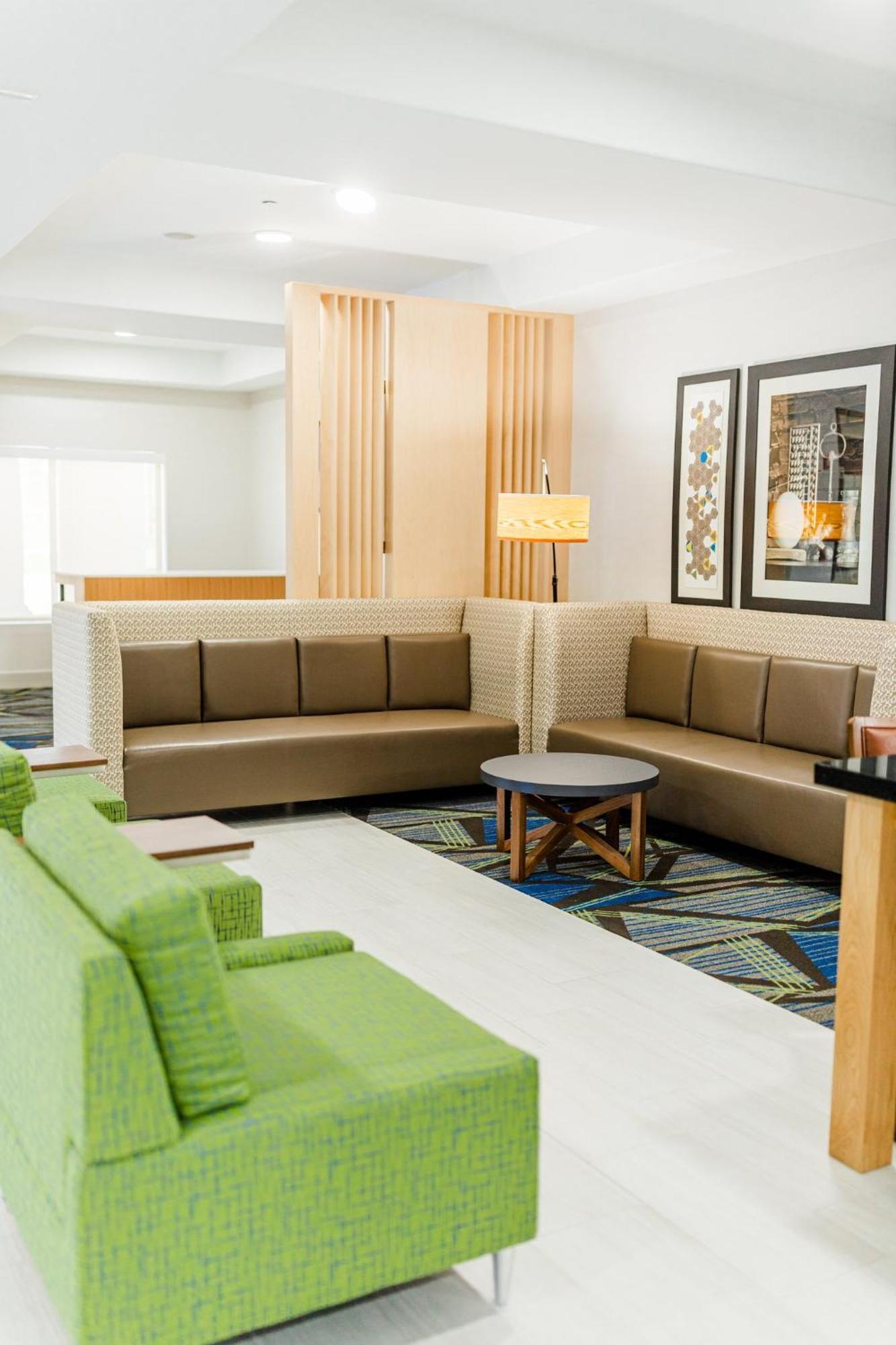 Holiday Inn Express - Andalusia By Ihg מראה חיצוני תמונה